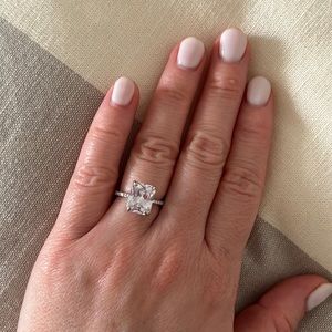 Gorgeous ring